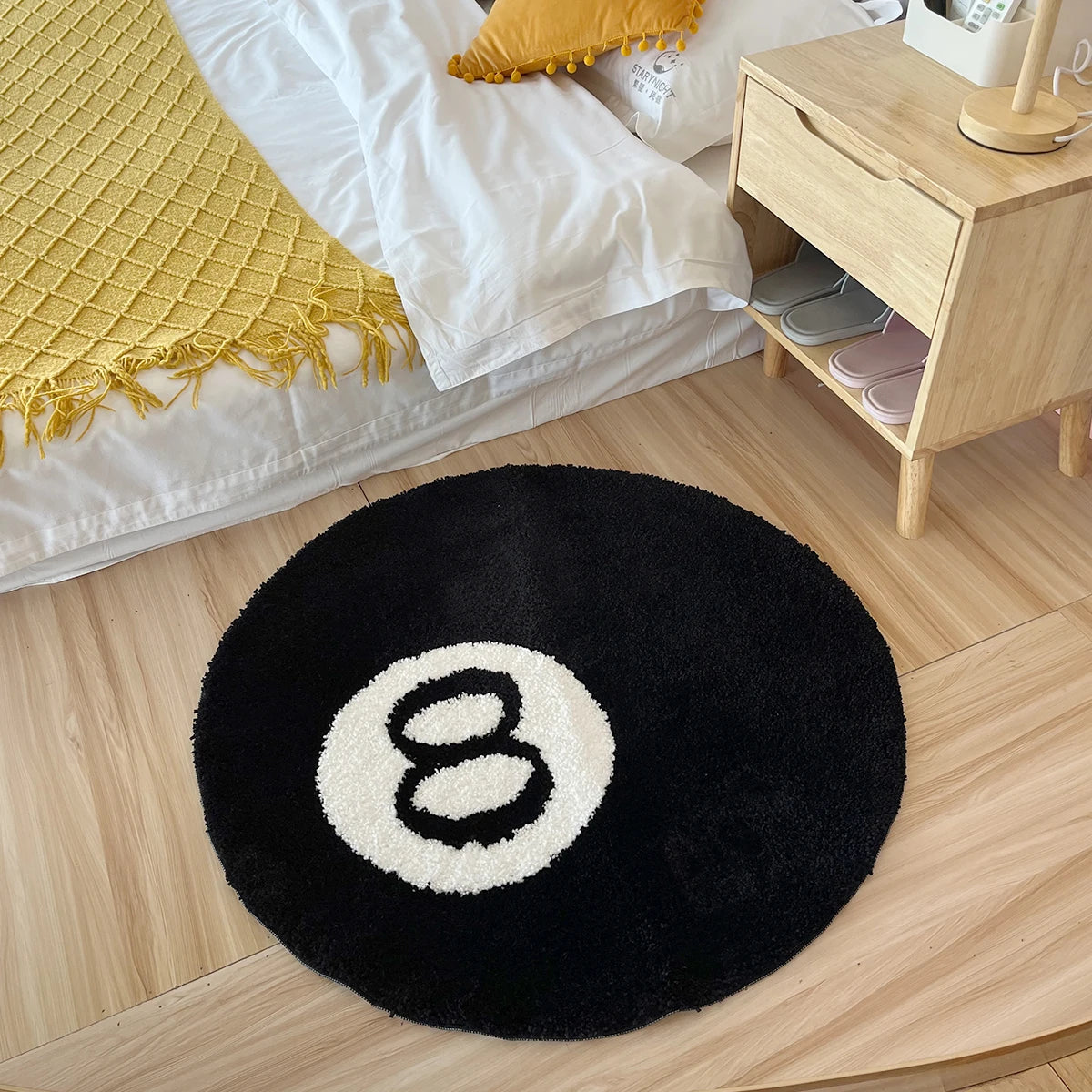 Tapete Decorativo Bola 8 – Antiderrapante e Aconchegante para Quarto ou Sala